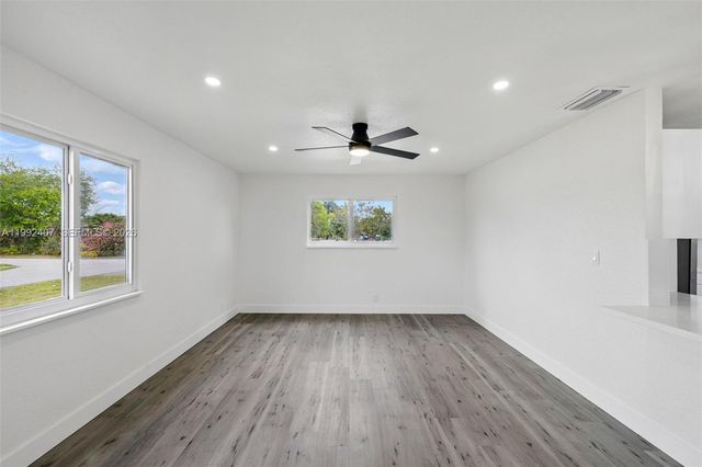 1867 NW 8th Ave, Homestead, FL 33030