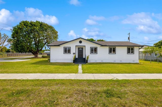 1867 NW 8th Ave, Homestead, FL 33030