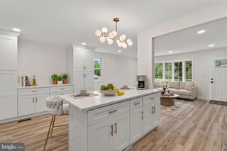 501 HEMLOCK RD #, Flourtown, PA 19031