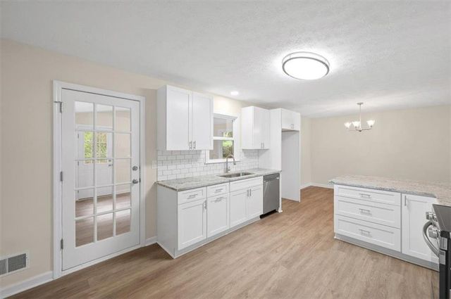 4471 Myrtle Hill Road NE, Kennesaw, GA 30144