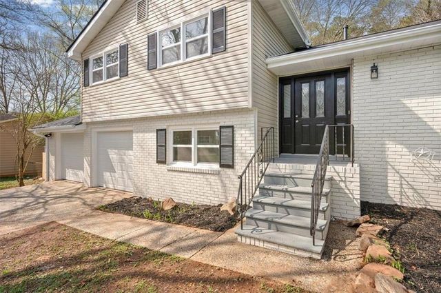 4471 Myrtle Hill Road NE, Kennesaw, GA 30144