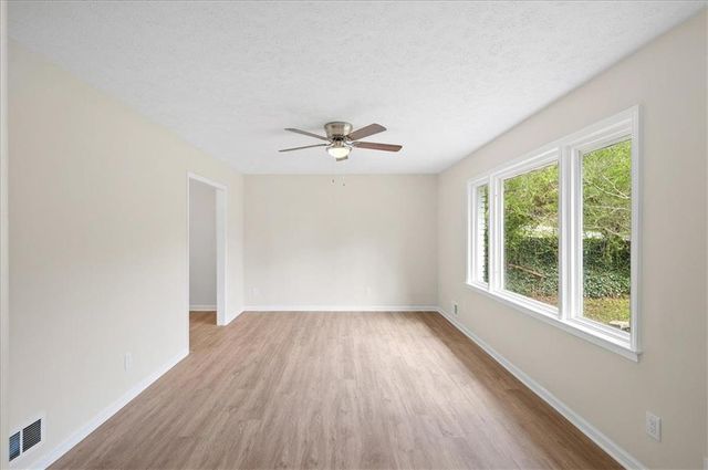 4471 Myrtle Hill Road NE, Kennesaw, GA 30144