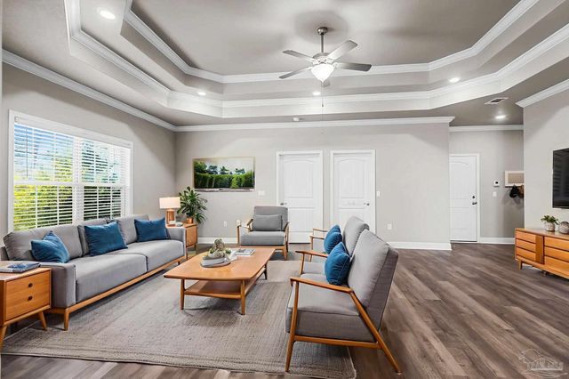 5410 Spanish Highlands Dr, Pensacola, FL 32504