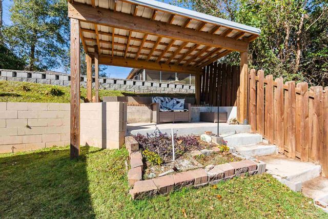 5410 Spanish Highlands Dr, Pensacola, FL 32504