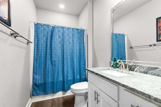 5410 Spanish Highlands Dr, Pensacola, FL 32504