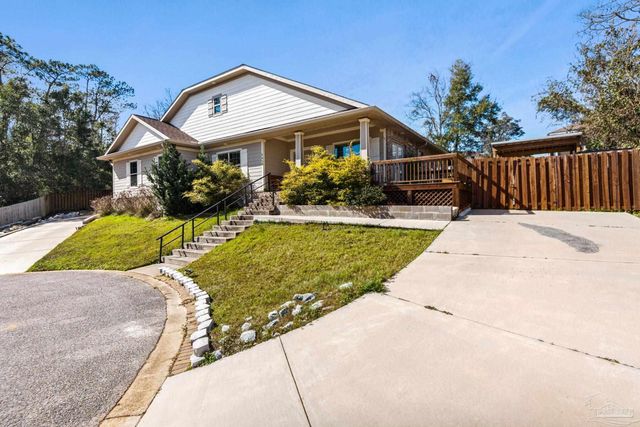 5410 Spanish Highlands Dr, Pensacola, FL 32504