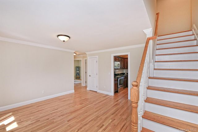 51 Fairfields Lane, Huntington Station, NY 11746