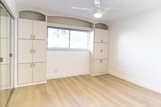 7 Westwood Avenue 102c, Tequesta, FL 33469