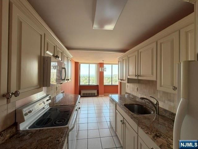 200 Winston Drive 2016, Cliffside Park, NJ 07010
