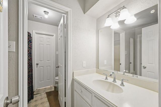 6511 Las Brisas Drive, Houston, TX 77083