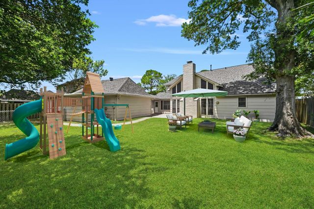 6511 Las Brisas Drive, Houston, TX 77083