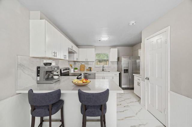 6511 Las Brisas Drive, Houston, TX 77083