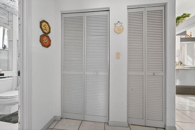 6045 Sunny Pointe Circle, Delray Beach, FL 33484