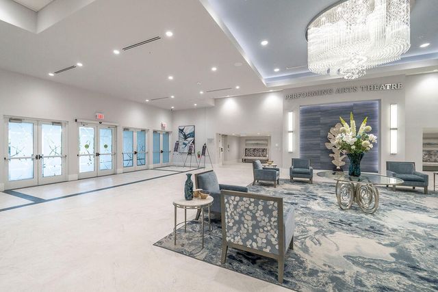 6045 Sunny Pointe Circle, Delray Beach, FL 33484