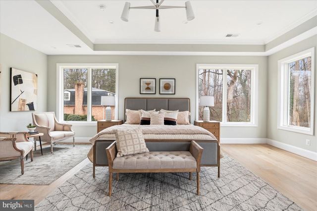 7008 ARBOR LN, Mclean, VA 22101