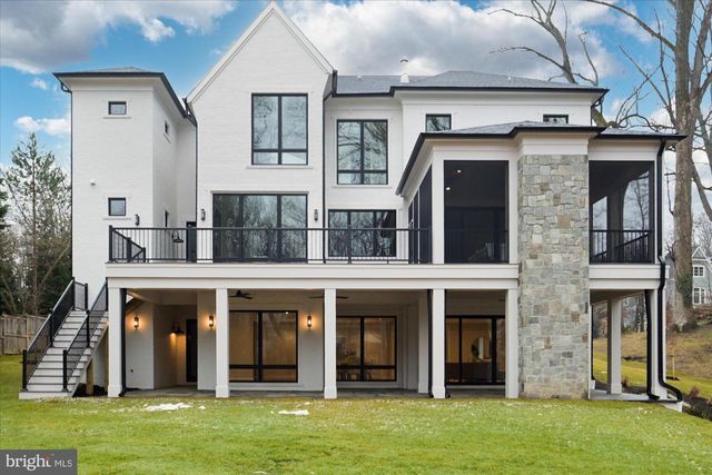 7008 ARBOR LN, Mclean, VA 22101