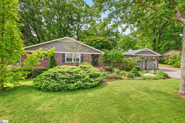 6 Chickasaw Drive, Greenville, SC 29617