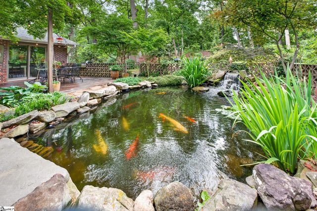 6 Chickasaw Drive, Greenville, SC 29617