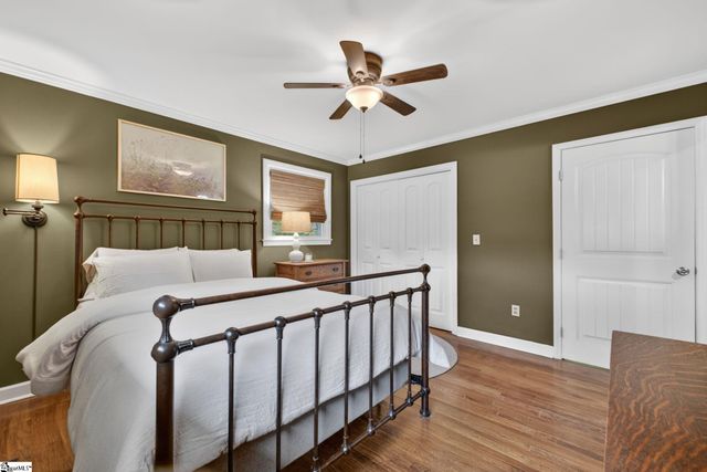 6 Chickasaw Drive, Greenville, SC 29617