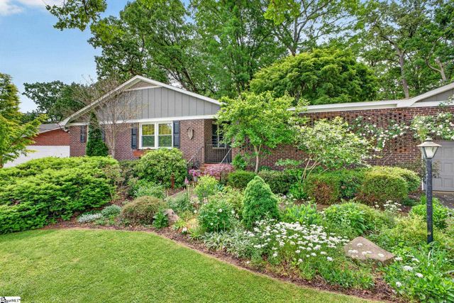 6 Chickasaw Drive, Greenville, SC 29617