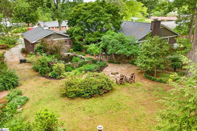 6 Chickasaw Drive, Greenville, SC 29617