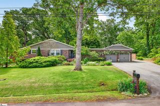 6 Chickasaw Drive, Greenville, SC 29617
