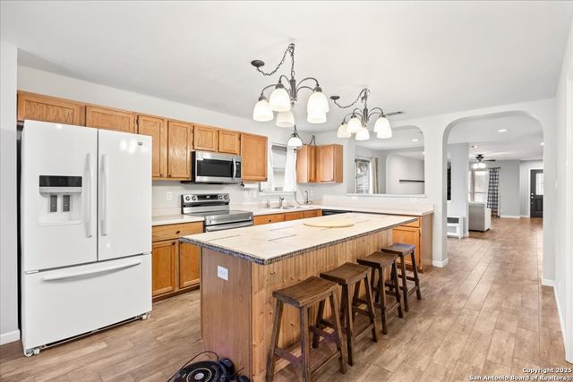 8454 Shooting Quail, San Antonio, TX 78250