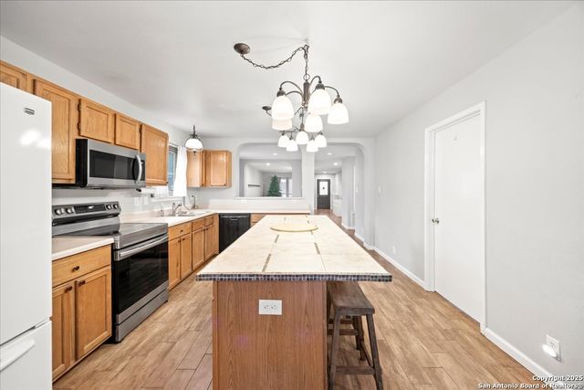 8454 Shooting Quail, San Antonio, TX 78250