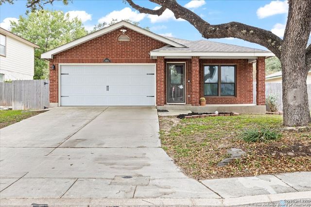 8454 Shooting Quail, San Antonio, TX 78250