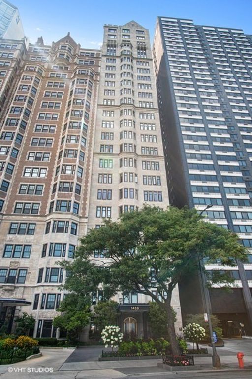 1430 N Lake Shore Drive 12, Chicago, IL 60610