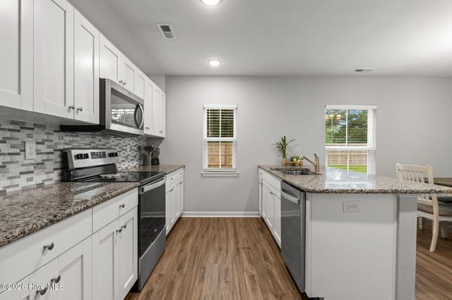 825 Usher Avenue, Shallotte, NC 28470
