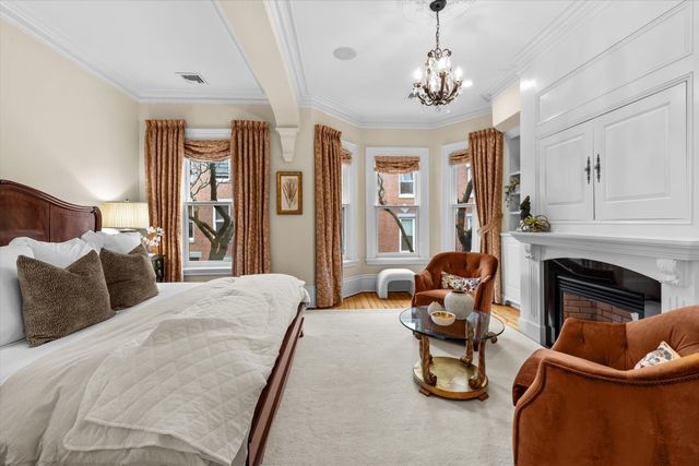 12 Auburn Street, Boston, MA 02129