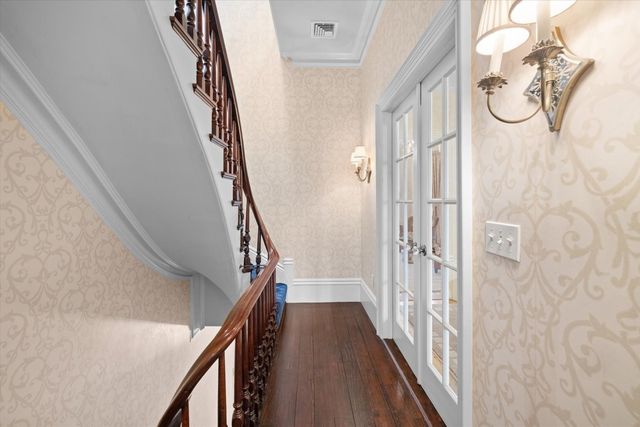 12 Auburn Street, Boston, MA 02129
