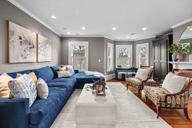 12 Auburn Street, Boston, MA 02129