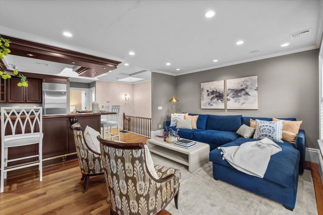12 Auburn Street, Boston, MA 02129