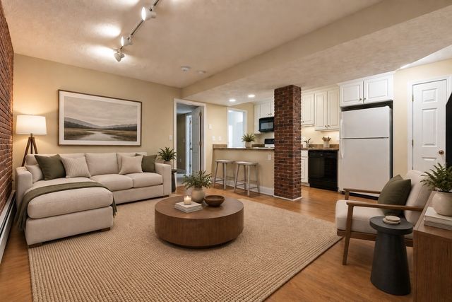 12 Auburn Street, Boston, MA 02129
