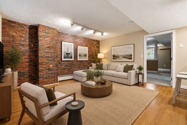 12 Auburn Street, Boston, MA 02129