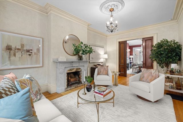 12 Auburn Street, Boston, MA 02129
