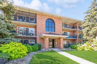 4931 E Circle Drive 103, Crestwood, IL 60418