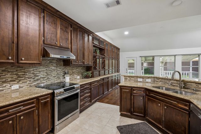 1313 Blairwood Drive, Flower Mound, TX 75028
