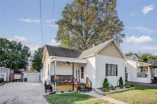 120 E Center Street, Brighton, IL 62012