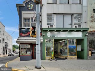 26 N CENTRE ST, Pottsville, PA 17901