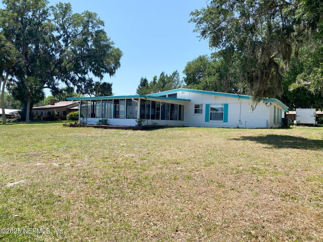 126 PIQUE Road, Crescent City, FL 32112