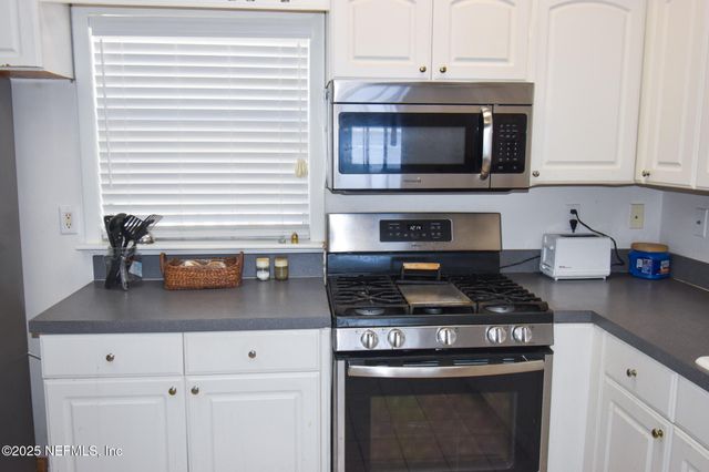 126 PIQUE Road, Crescent City, FL 32112