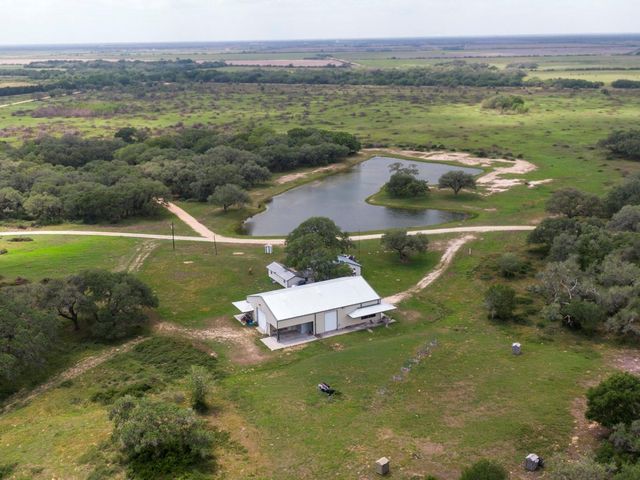 0 County Road 19, Hallettsville, TX 77964