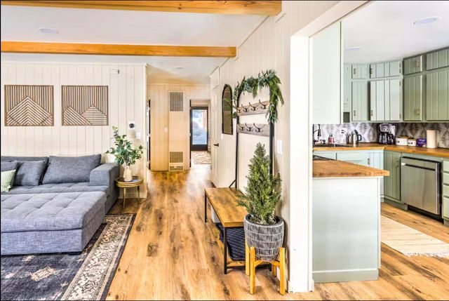 8525 Dolly Varden Avenue, Kings Beach, CA 96143