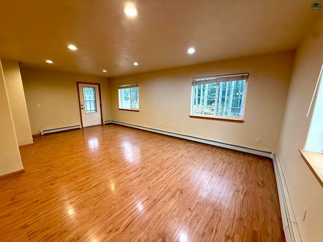 2460 SHARPTAIL COURT, North Pole, AK 99705