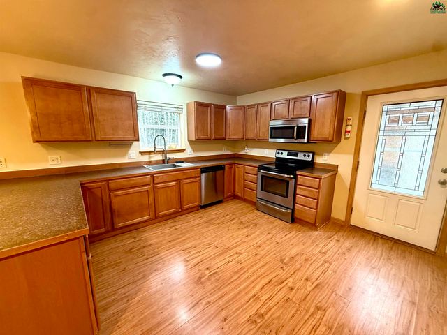 2460 SHARPTAIL COURT, North Pole, AK 99705