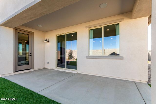 18175 W AVENIDA DEL SOL Drive, Surprise, AZ 85387