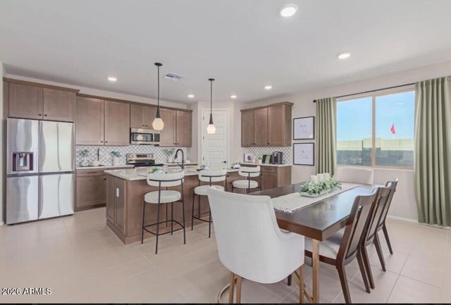 18175 W AVENIDA DEL SOL Drive, Surprise, AZ 85387
